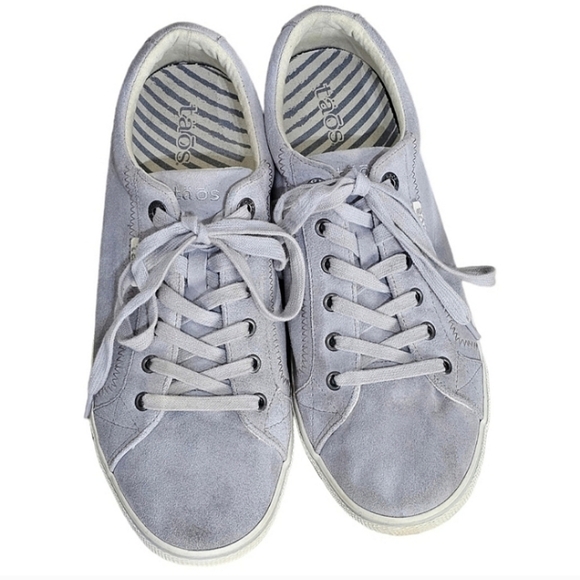 Taos Retro Star Sneakers Womens Light Gray Size 11 Lace Up Canvas Cushioned - Picture 2 of 10